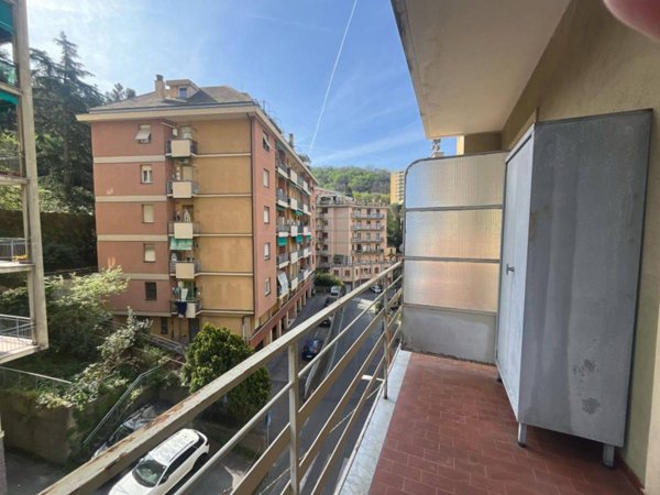 appartamento in vendita a Genova in zona Quezzi