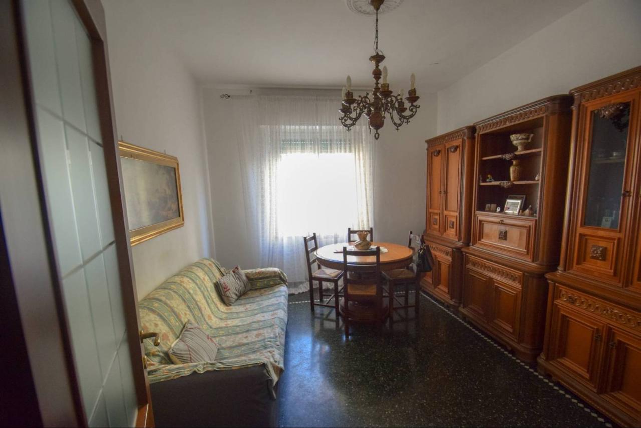 appartamento in vendita a Genova in zona Palmaro / Pra'