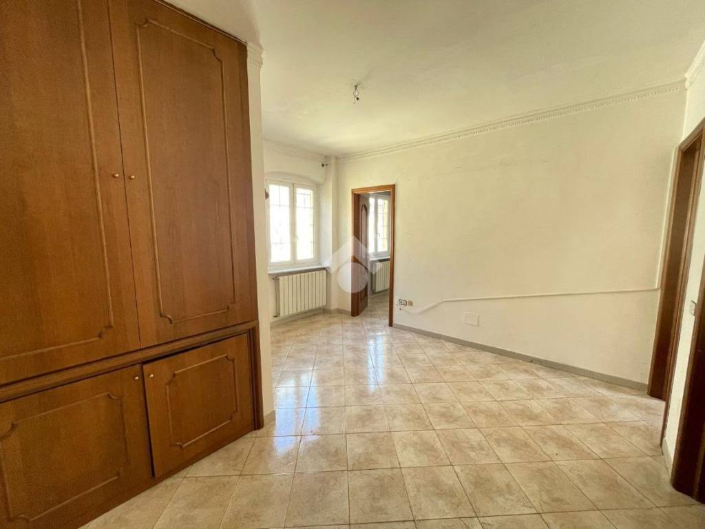 appartamento in vendita a Genova in zona Bolzaneto
