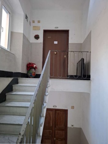 appartamento in vendita a Genova in zona Sestri Ponente