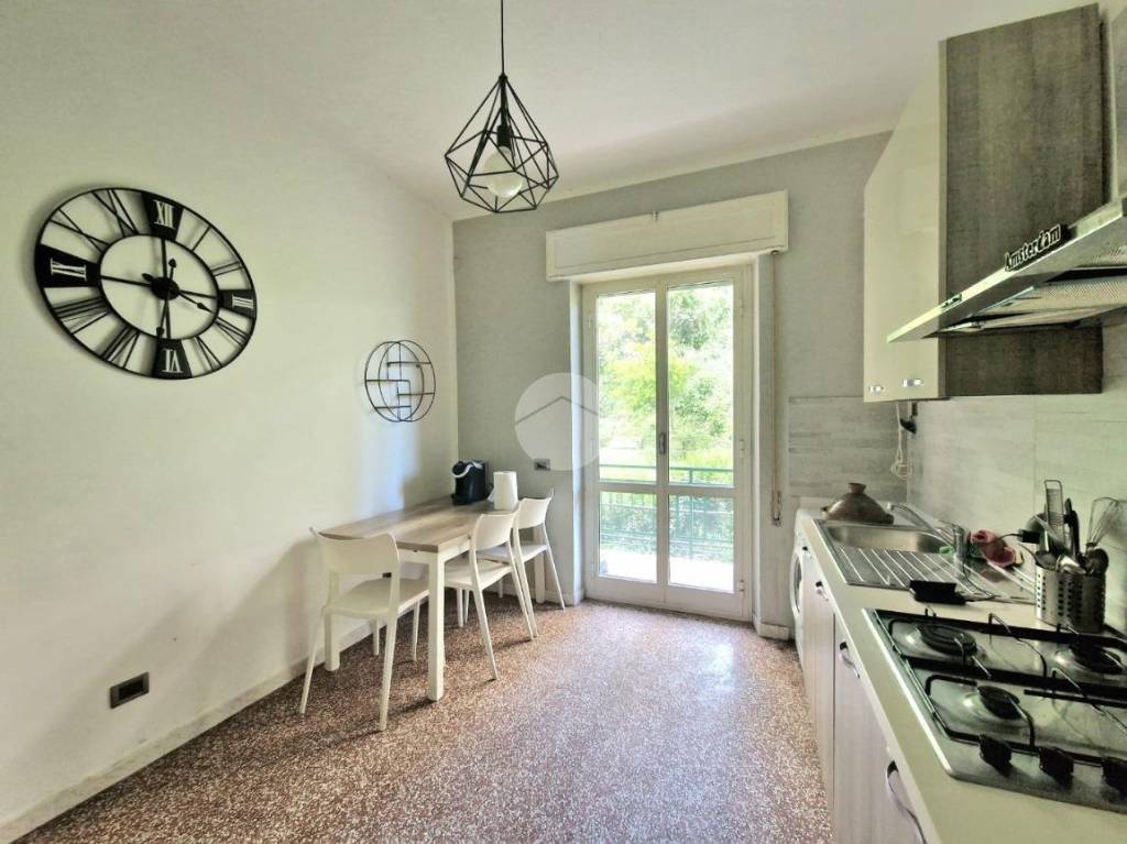appartamento in vendita a Genova in zona Palmaro / Pra'
