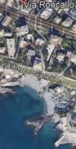 appartamento in vendita a Genova in zona Quinto al Mare