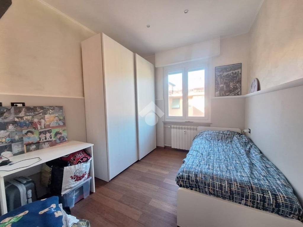 appartamento in vendita a Genova in zona Bolzaneto