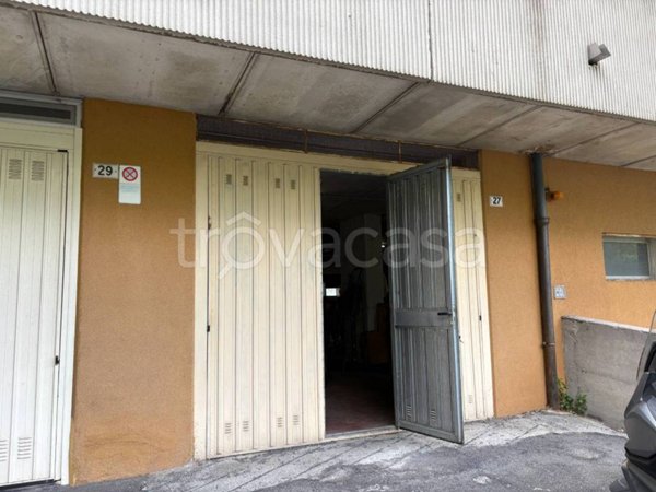 casa indipendente in vendita a Genova in zona Rivarolo