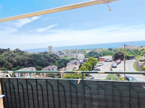 appartamento in vendita a Genova in zona Apparizione