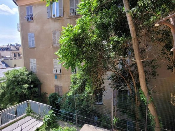 appartamento in vendita a Genova in zona Lagaccio / Granarolo