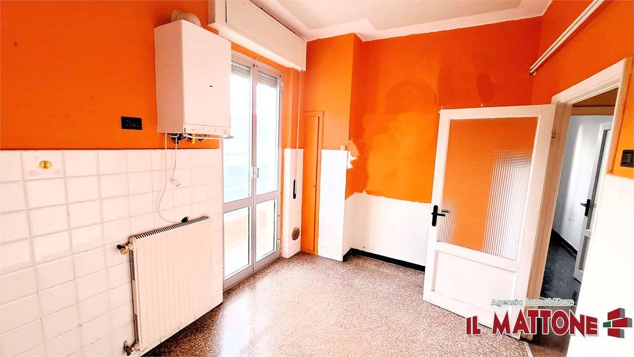 appartamento in vendita a Genova in zona Pontedecimo