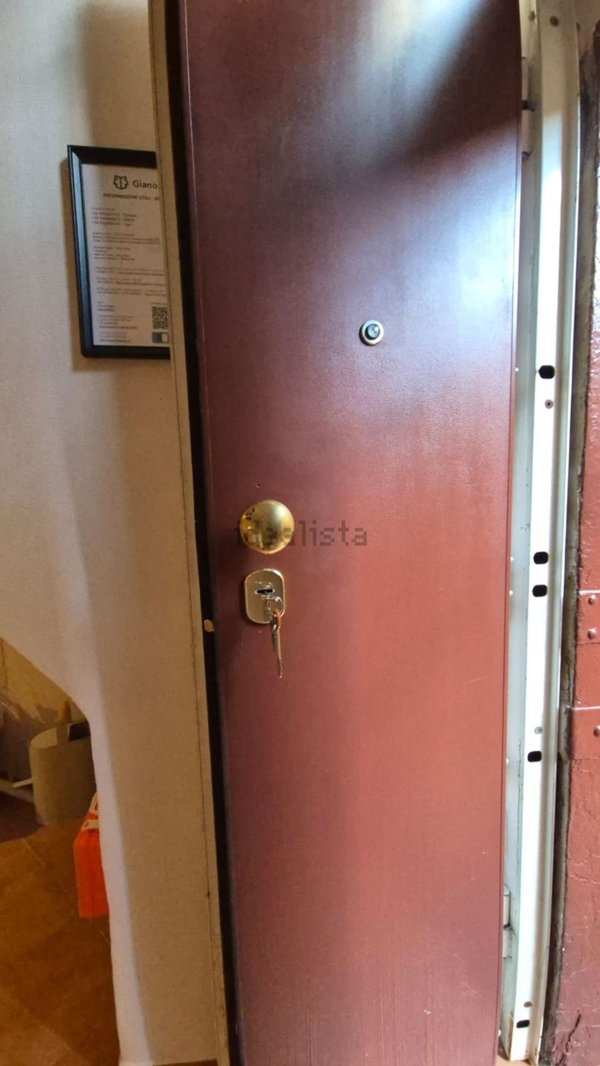 appartamento in vendita a Genova in zona Lagaccio / Granarolo