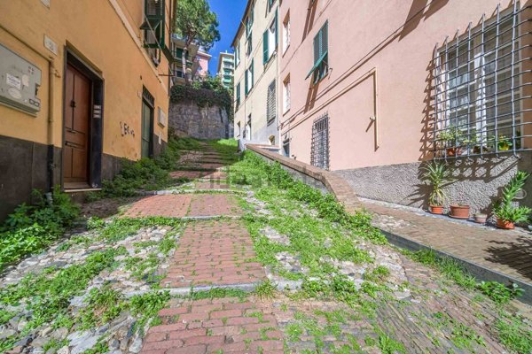 appartamento in vendita a Genova in zona Castelletto
