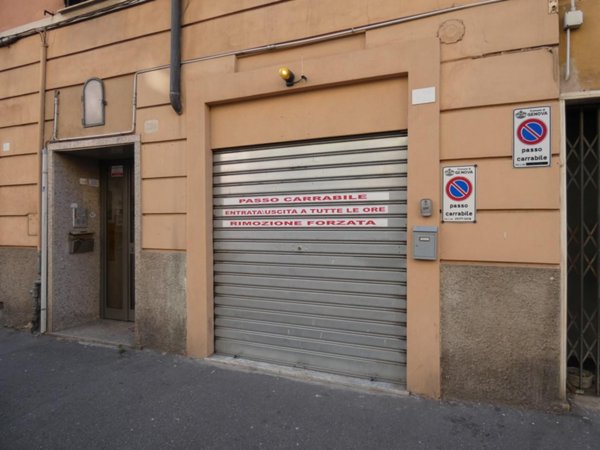 appartamento in vendita a Genova in zona Certosa
