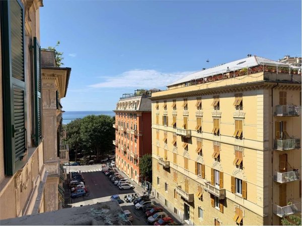 appartamento in vendita a Genova in zona Castelletto
