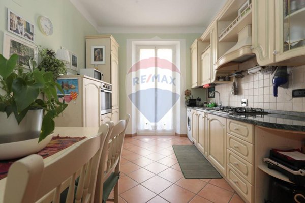 appartamento in vendita a Genova in zona Rivarolo