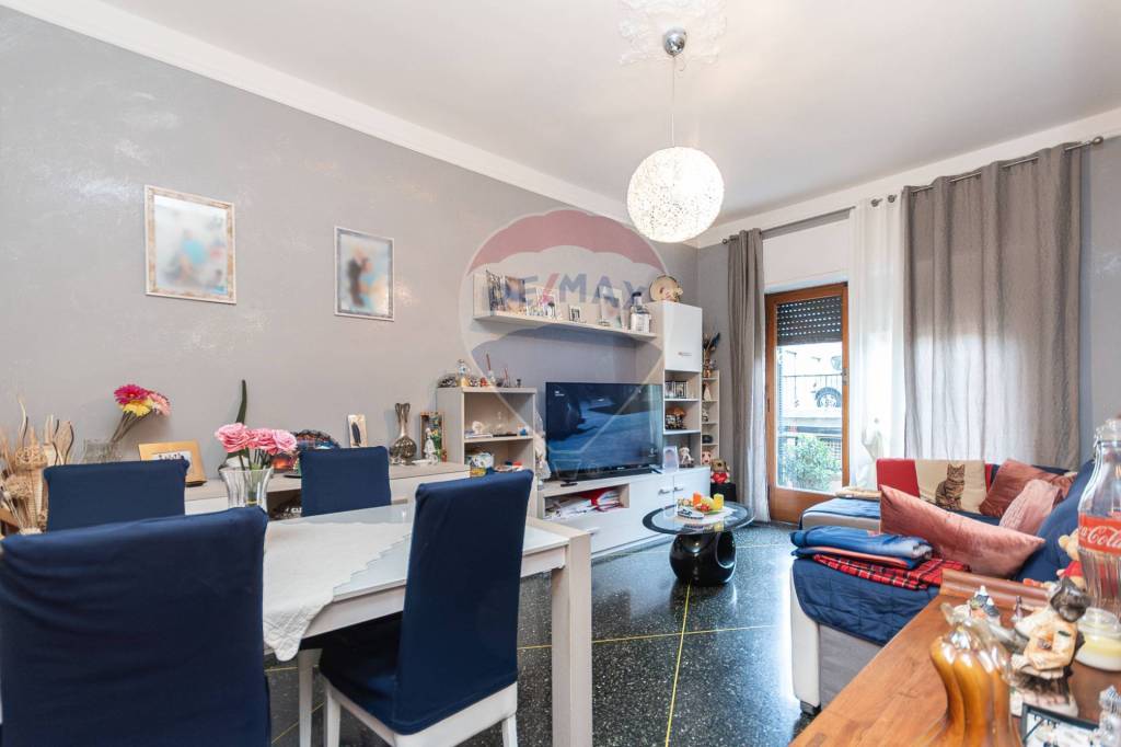 appartamento in vendita a Genova in zona Marassi
