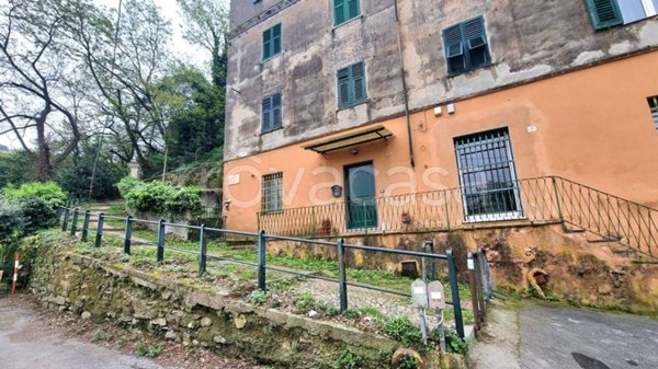 appartamento in vendita a Genova in zona Rivarolo