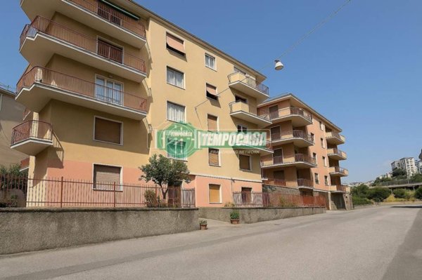 appartamento in vendita a Genova in zona Sestri Ponente