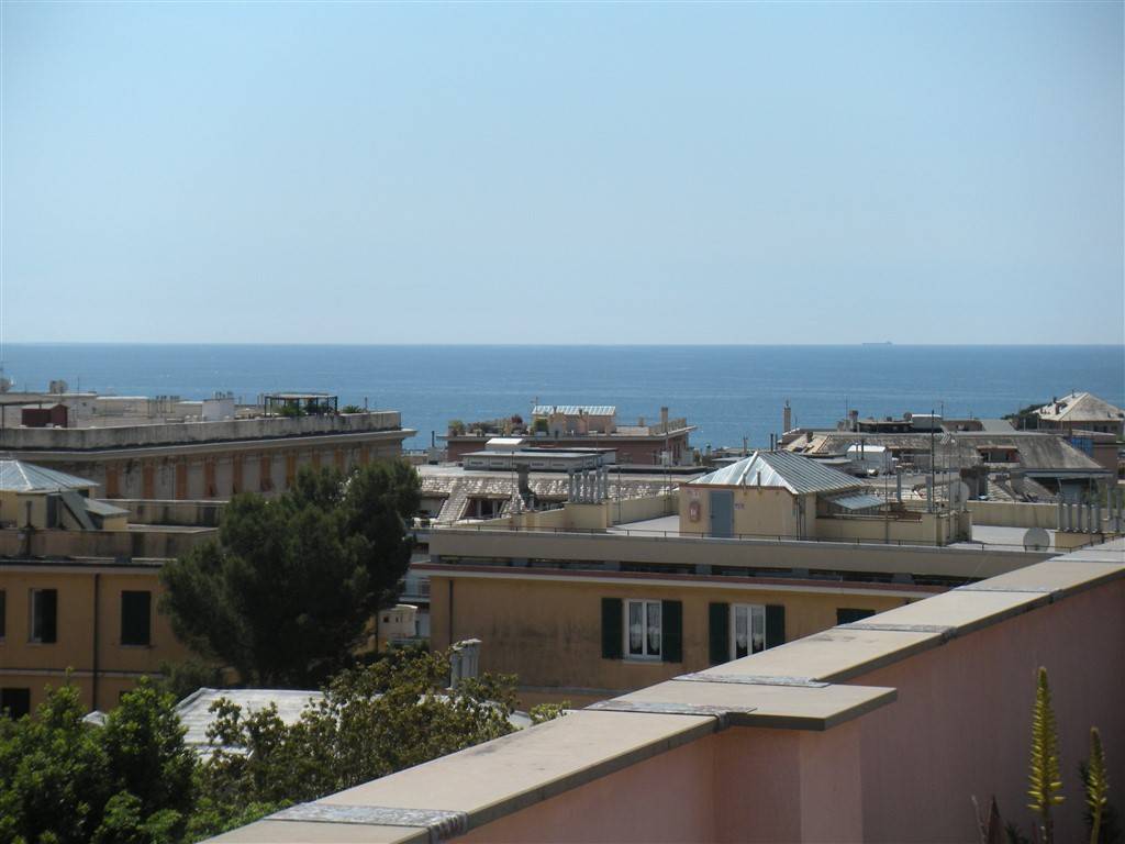 appartamento in vendita a Genova in zona Albaro