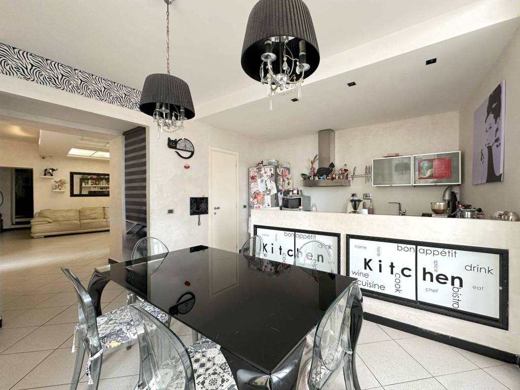 appartamento in vendita a Genova in zona DiNegro