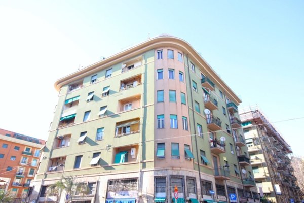 appartamento in vendita a Genova in zona Cornigliano