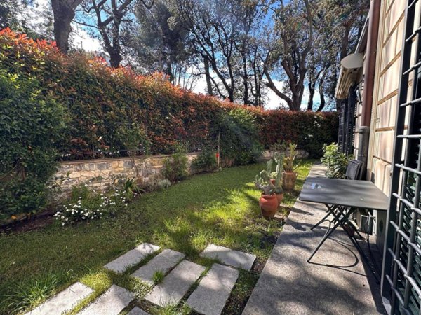 appartamento in vendita a Genova in zona Albaro