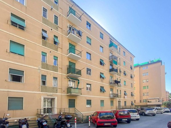 appartamento in vendita a Genova in zona Sampierdarena