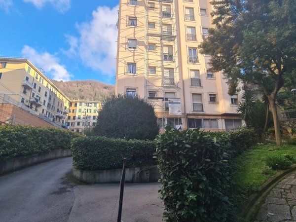 appartamento in vendita a Genova in zona Certosa