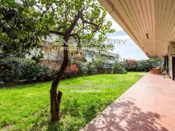 appartamento in vendita a Genova in zona Castelletto