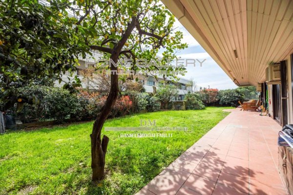 appartamento in vendita a Genova in zona Castelletto