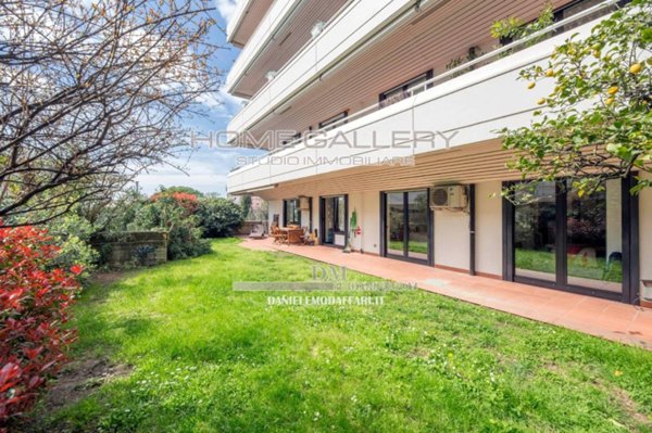 appartamento in vendita a Genova in zona Castelletto