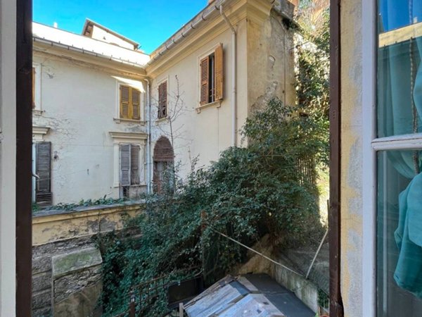 appartamento in vendita a Genova in zona Lagaccio / Granarolo