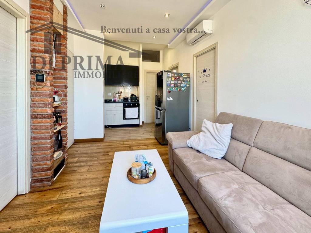 appartamento in vendita a Genova in zona Sestri Ponente