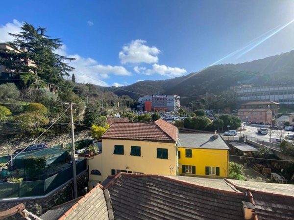 appartamento in vendita a Genova in zona Molassana