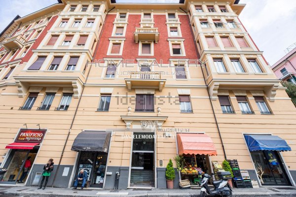 appartamento in vendita a Genova in zona Castelletto