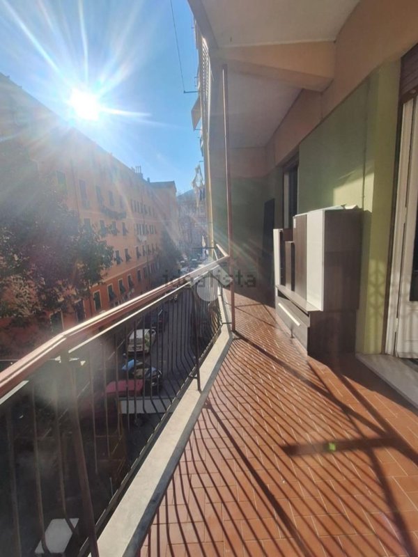 appartamento in vendita a Genova in zona Bolzaneto
