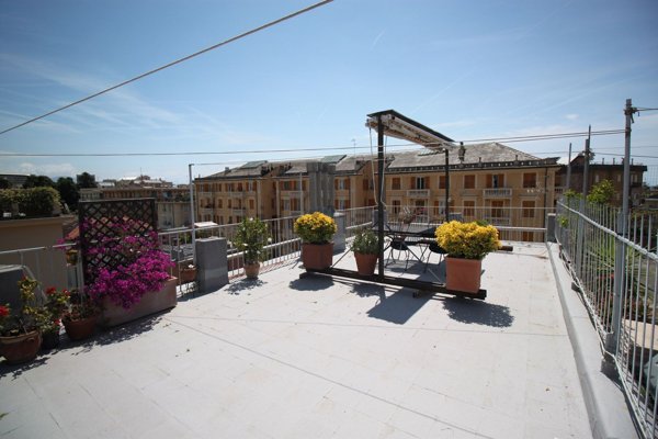appartamento in vendita a Genova in zona Pegli