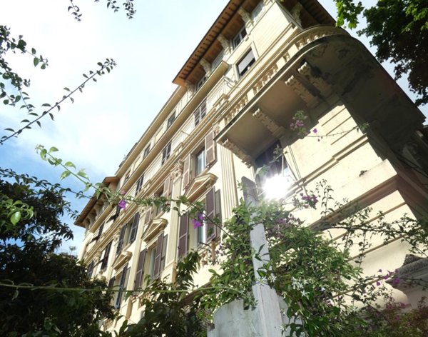 appartamento in vendita a Genova in zona Albaro