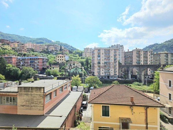 appartamento in vendita a Genova in zona Molassana