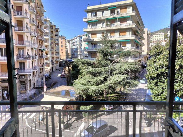 appartamento in vendita a Genova in zona Pegli