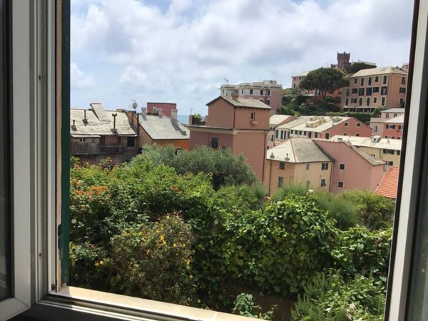appartamento in vendita a Genova in zona Sturla