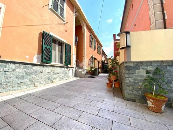 appartamento in vendita a Genova in zona Struppa