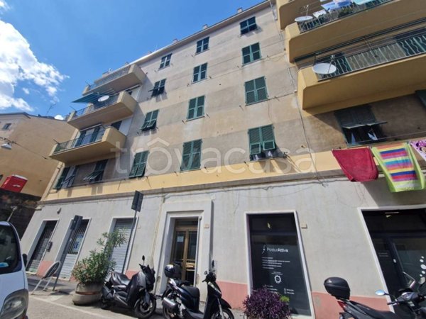 appartamento in vendita a Genova in zona Palmaro / Pra'