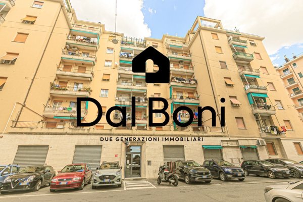 appartamento in vendita a Genova in zona Palmaro / Pra'