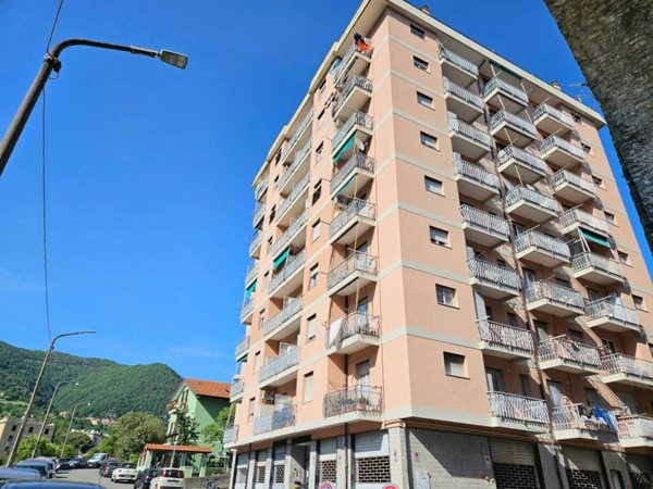 appartamento in vendita a Genova in zona Struppa