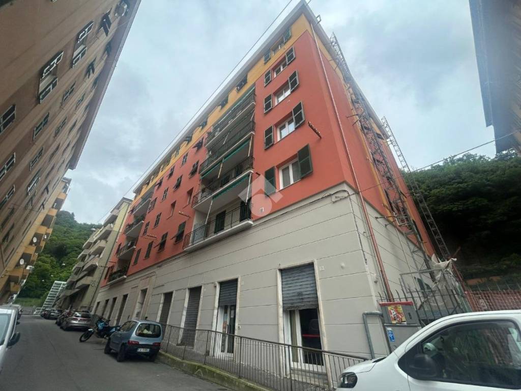 appartamento in vendita a Genova in zona Sampierdarena