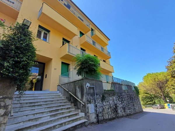 appartamento in vendita a Genova in zona Apparizione