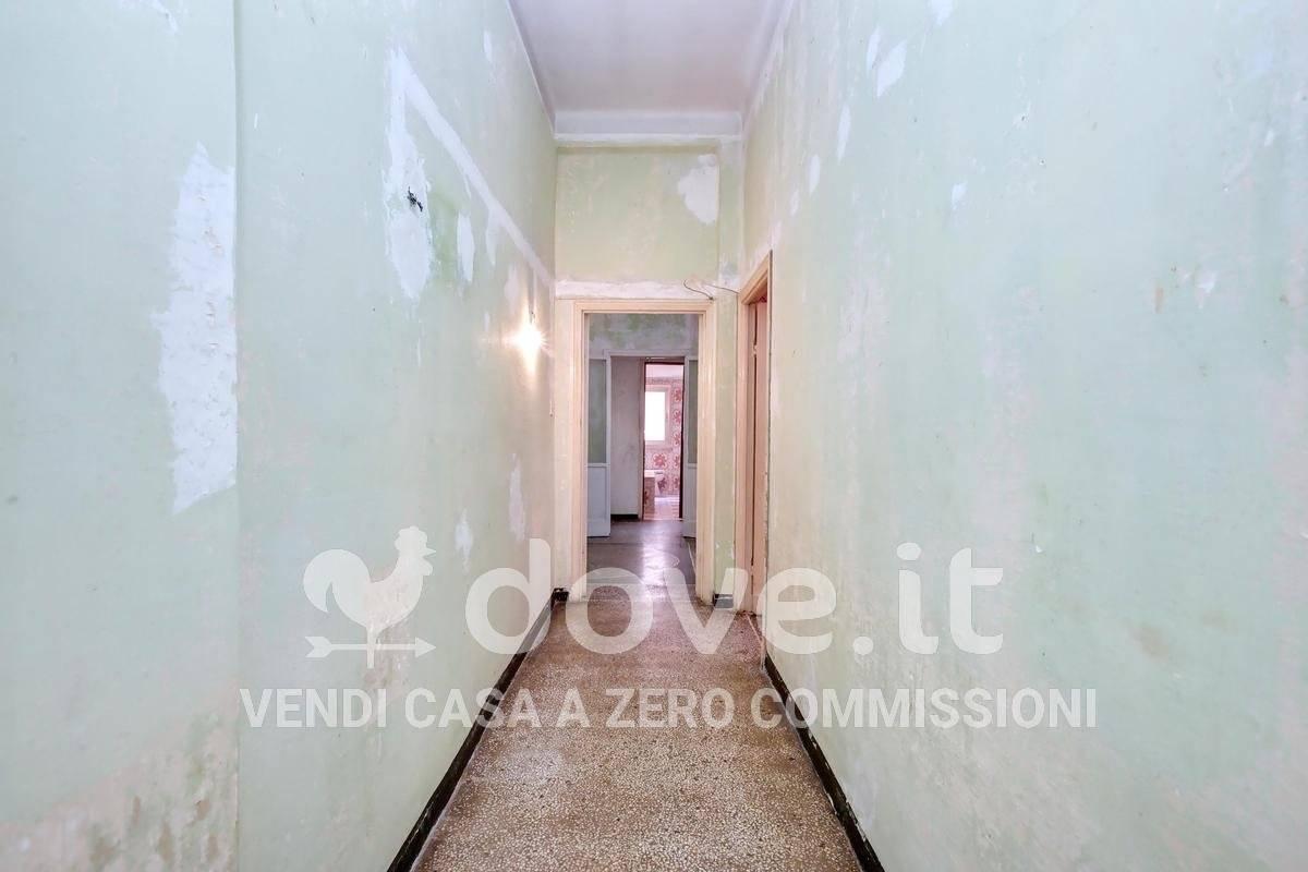 appartamento in vendita a Genova in zona Sturla