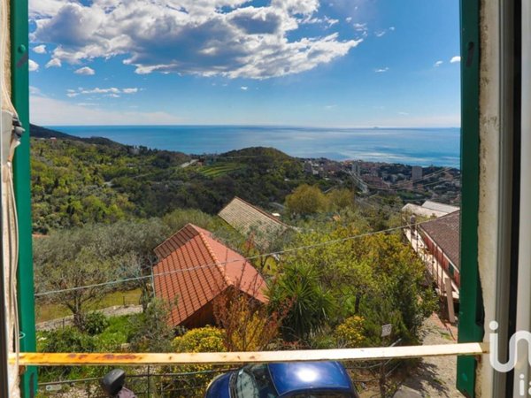 casa indipendente in vendita a Genova in zona San Desiderio