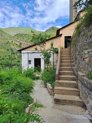 rudere in vendita a Genova in zona Nervi