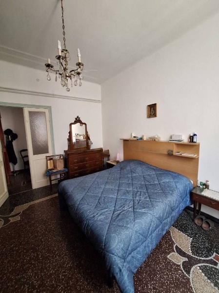 appartamento in vendita a Genova in zona Sestri Ponente