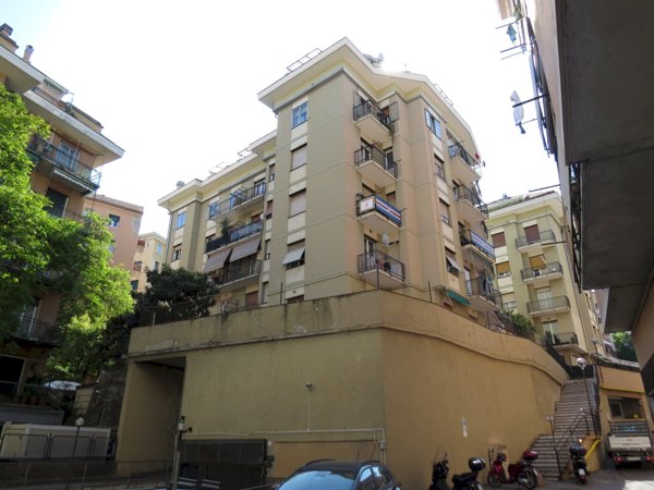appartamento in vendita a Genova in zona San Martino