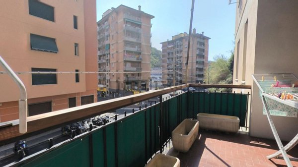 appartamento in vendita a Genova in zona Molassana